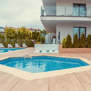  Apartament Azure Mare B&m Polska
