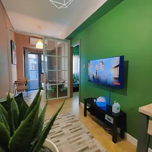 Spring Residences - 2br Near Airport With Balcony And Pool Views Aparthotel